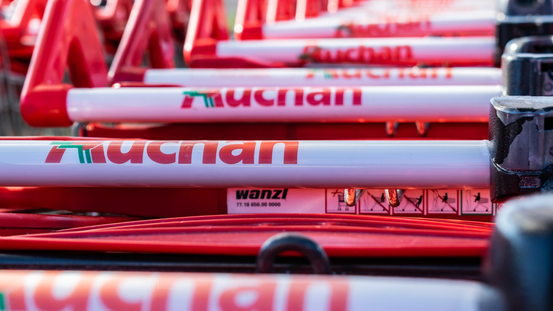 Új Tulajdonos, Új Kilátások: magyar kézre került az Auchan Új Tulajdonos, Új Kilátások: magyar kézre került az Auchan