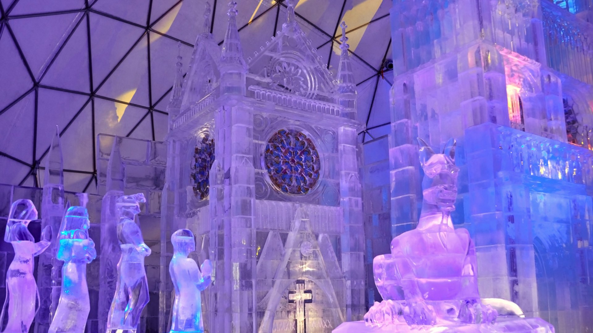 Jégtemplom Magas-Tátrában 2023