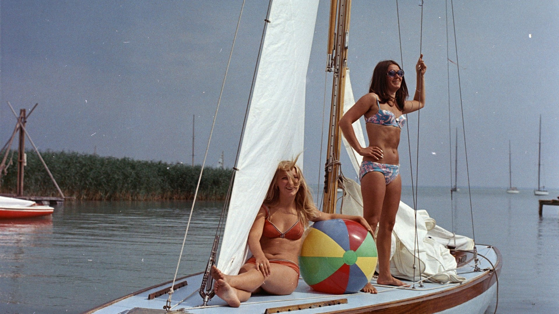Nekünk a Balaton a Riviéra volt már a 70-es években is: így nyaraltunk régen Nekünk a Balaton a Riviéra volt már a 70-es években is: így nyaraltunk régen