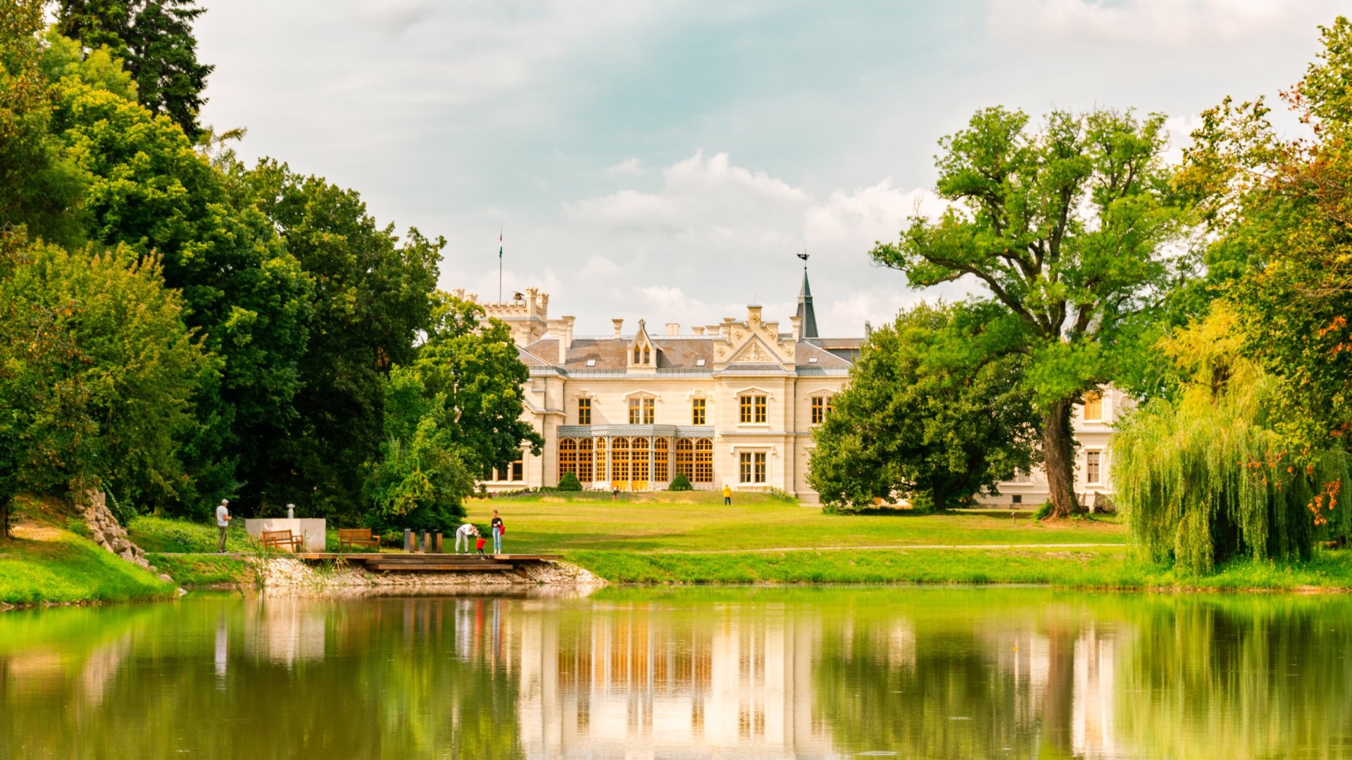 A legromantikusabb mesekastély Magyarországon – A Nádasdy-kastélyban jártunk