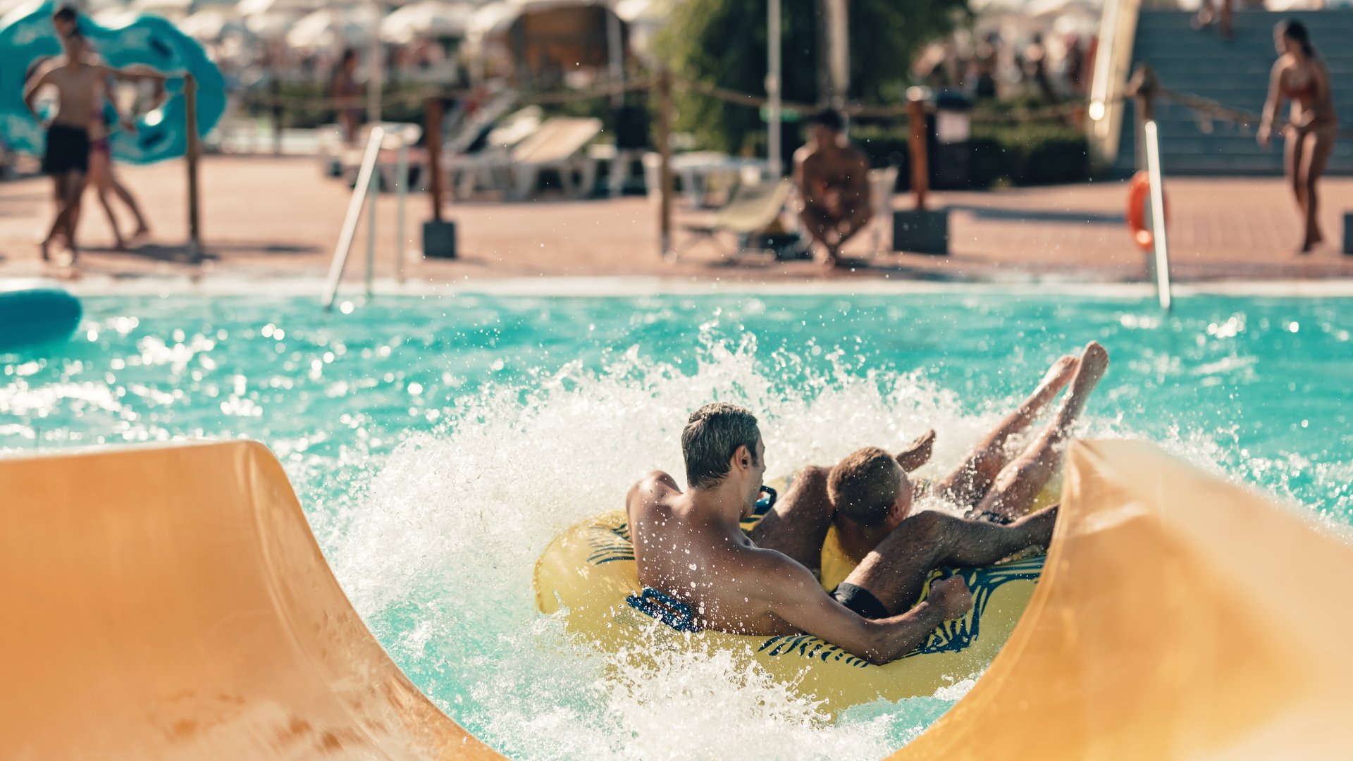 Hallottál már az idei év legnagyobb fürdős újdonságáról? – Új vízi élménypark nyílik!