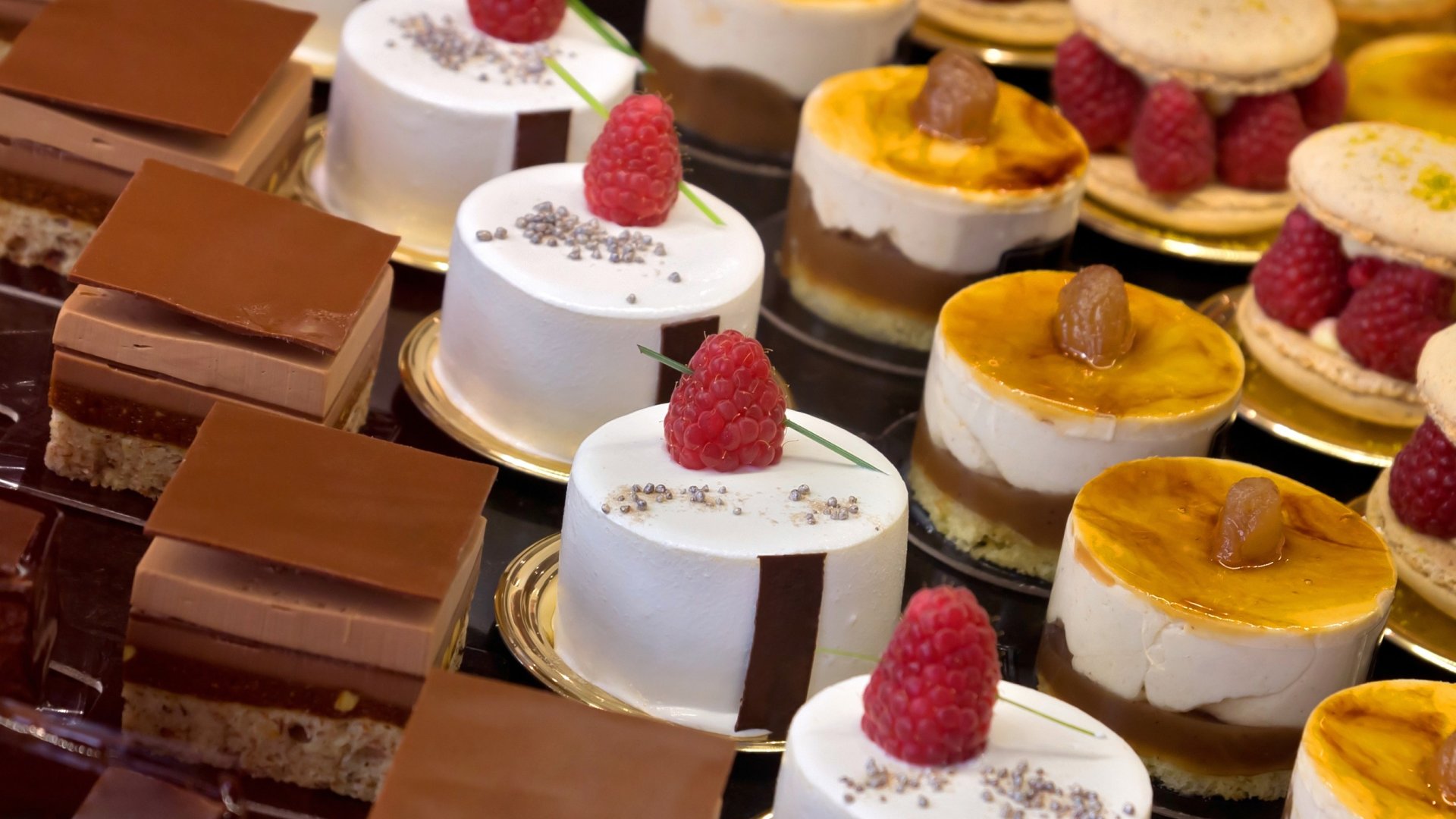 Budapest egyik legikonikusabb cukrászdája 130 év után bezárta kapuit Budapest egyik legikonikusabb cukrászdája 130 év után bezárta kapuit