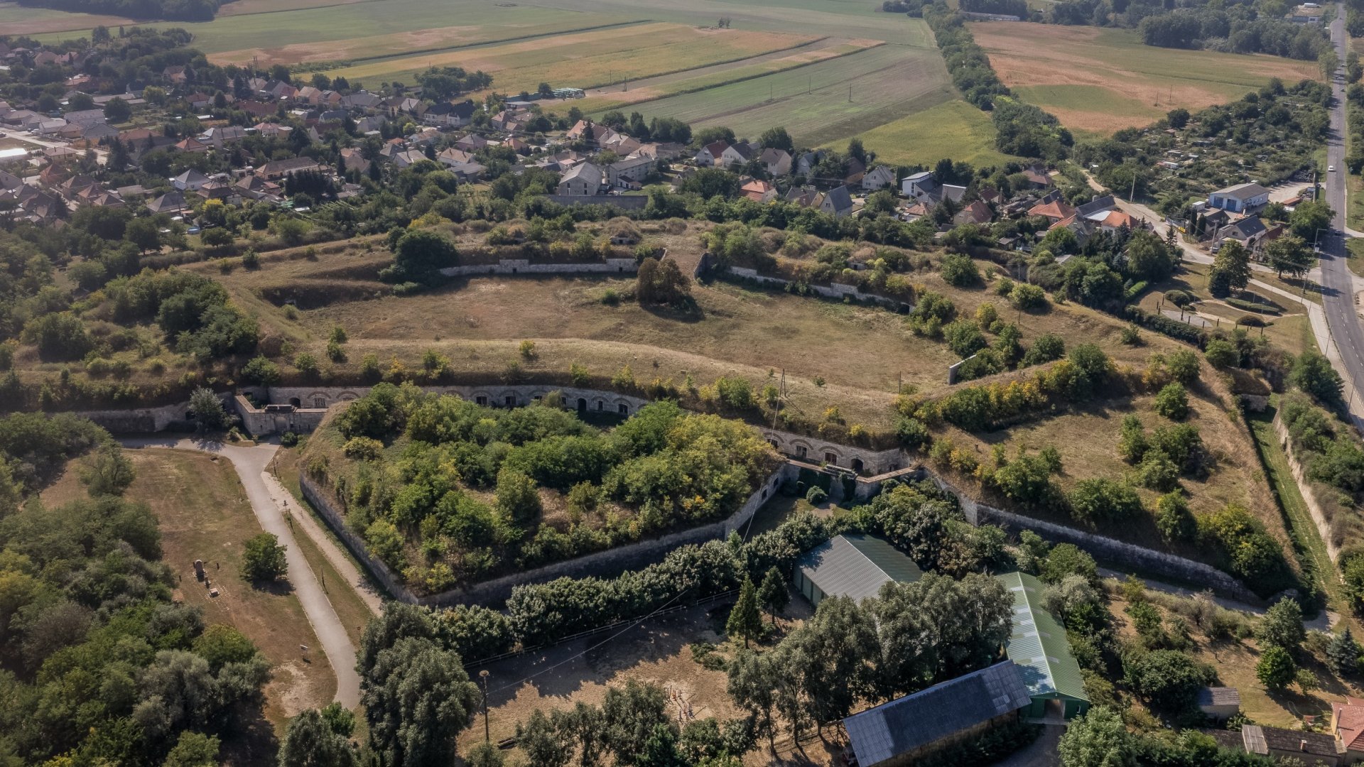 Irány Komárom – Látogatás a Monostori Erődhöz