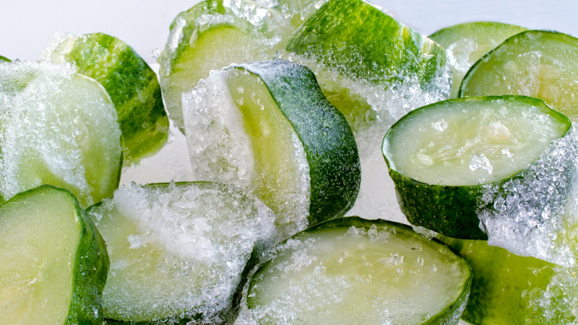 Uborka a fagyasztóból? Az uborka lefagyasztásának egyszerű technikája Uborka a fagyasztóból? Az uborka lefagyasztásának egyszerű technikája