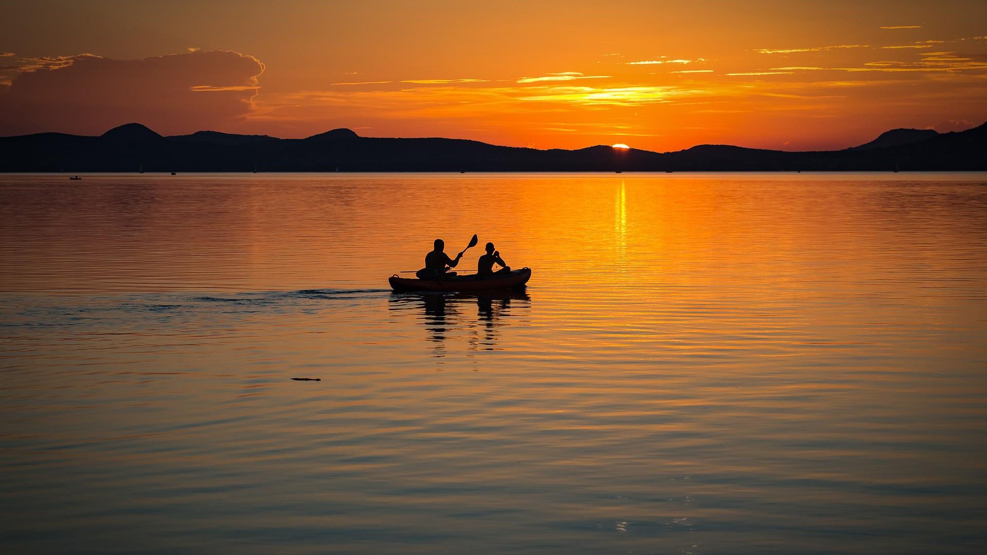 2022. július 22. – 24. – Hűsítő programok a hétvégére a Balatonon – Miért is ülnél otthon ebben a melegben? 2022. július 22. – 24. – Hűsítő programok a hétvégére a Balatonon – Miért is ülnél otthon ebben a melegben?
