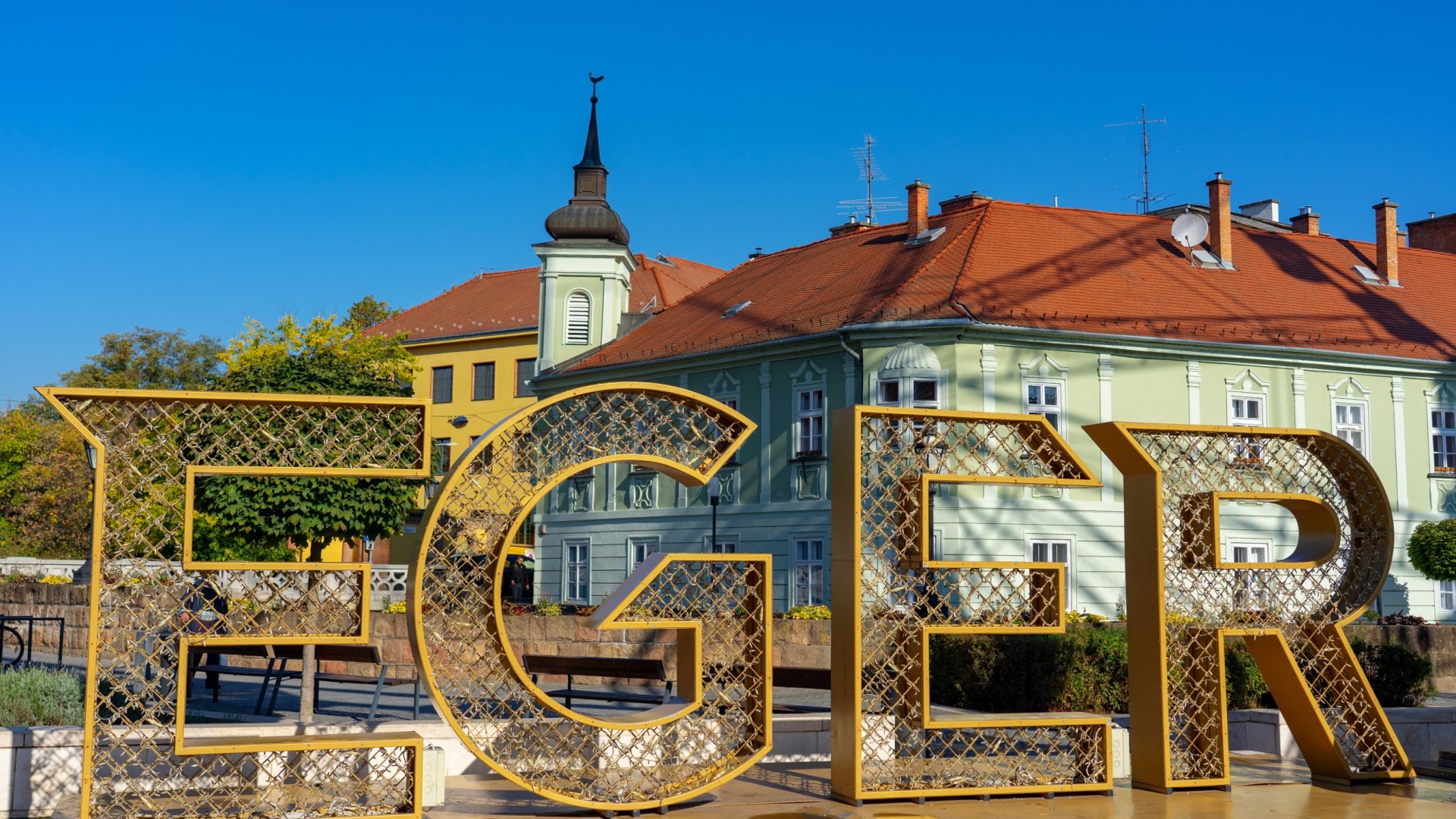 Ezekre a helyekre mindenképp el kell látogatnod, ha Egerben jársz!