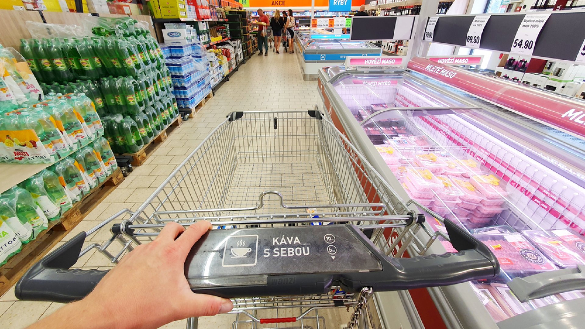 A Lidl meglépte: beszáll a magyar hússzektor támogatásába, nem is akárhogyan! A Lidl meglépte: beszáll a magyar hússzektor támogatásába, nem is akárhogyan!