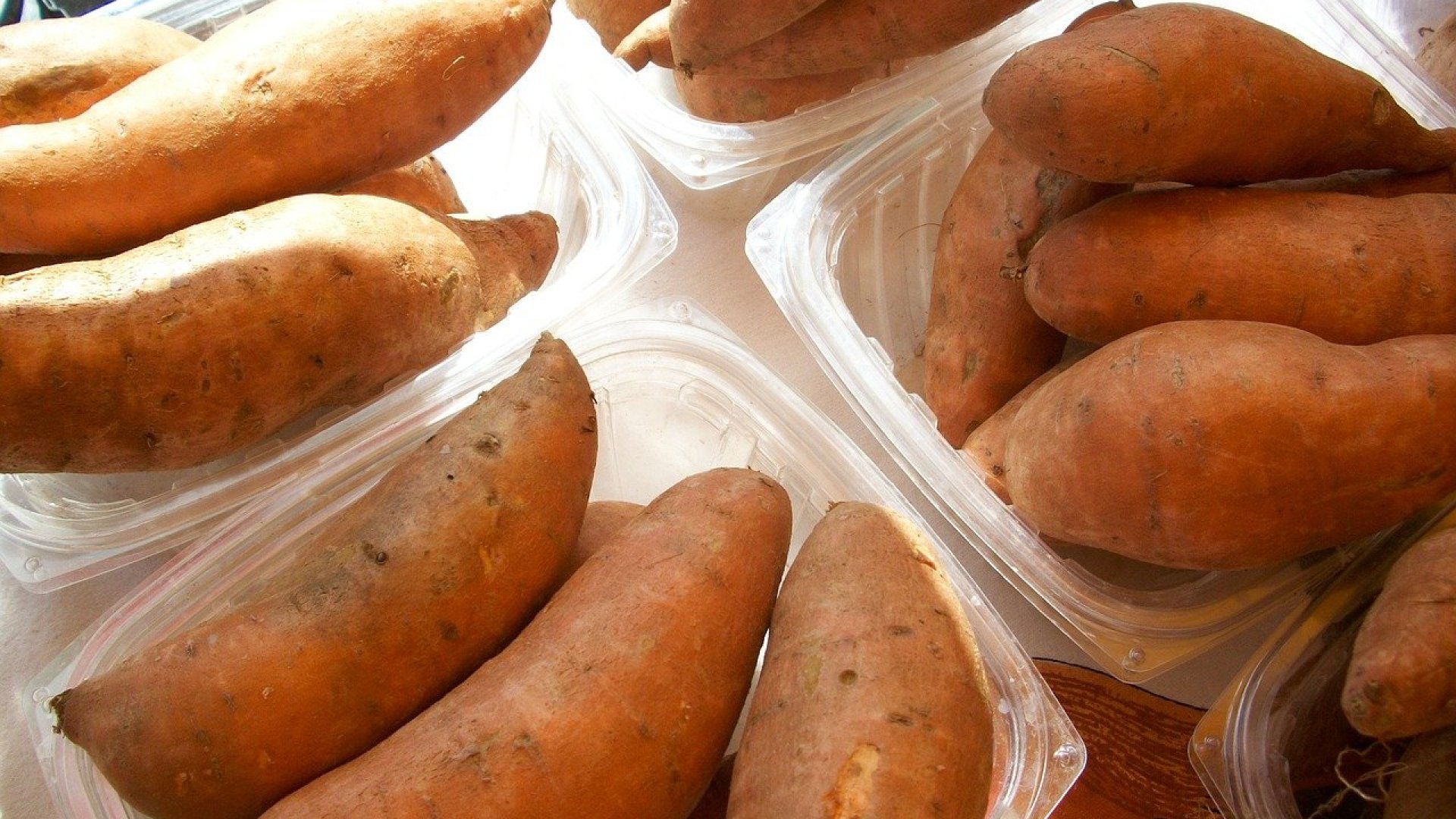 Édesburgonyából is készíthetünk befőttet – 3 szuper RECEPT!  Édesburgonyából is készíthetünk befőttet – 3 szuper RECEPT!