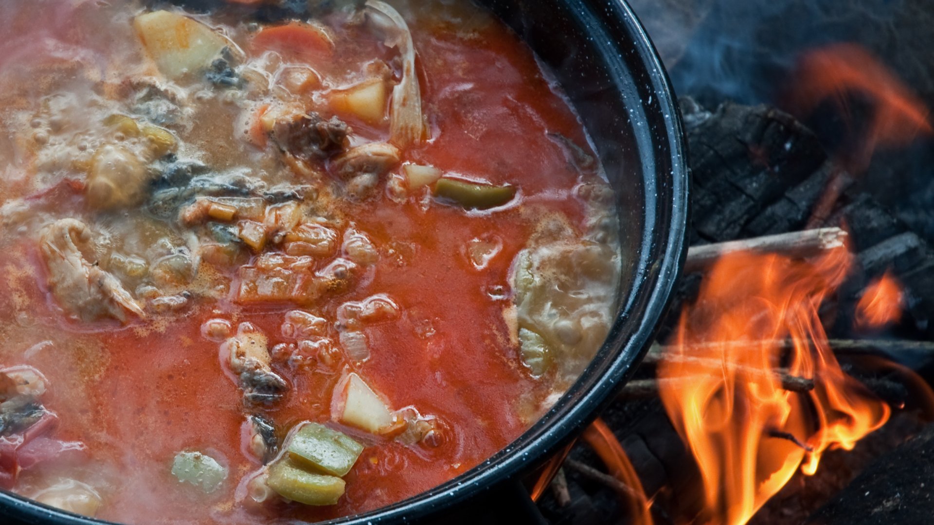 Halászlé készítése, halászlé receptek mindenkinek