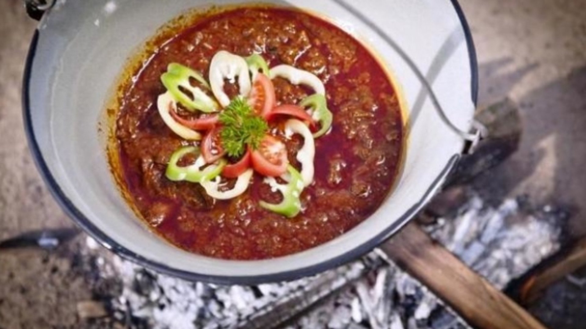 Bográcsozzunk mi is! Magyar ételek recepttel 1. rész