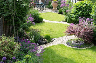Kis kert inspirációk és tippek a tökéletes helykihasználáshoz